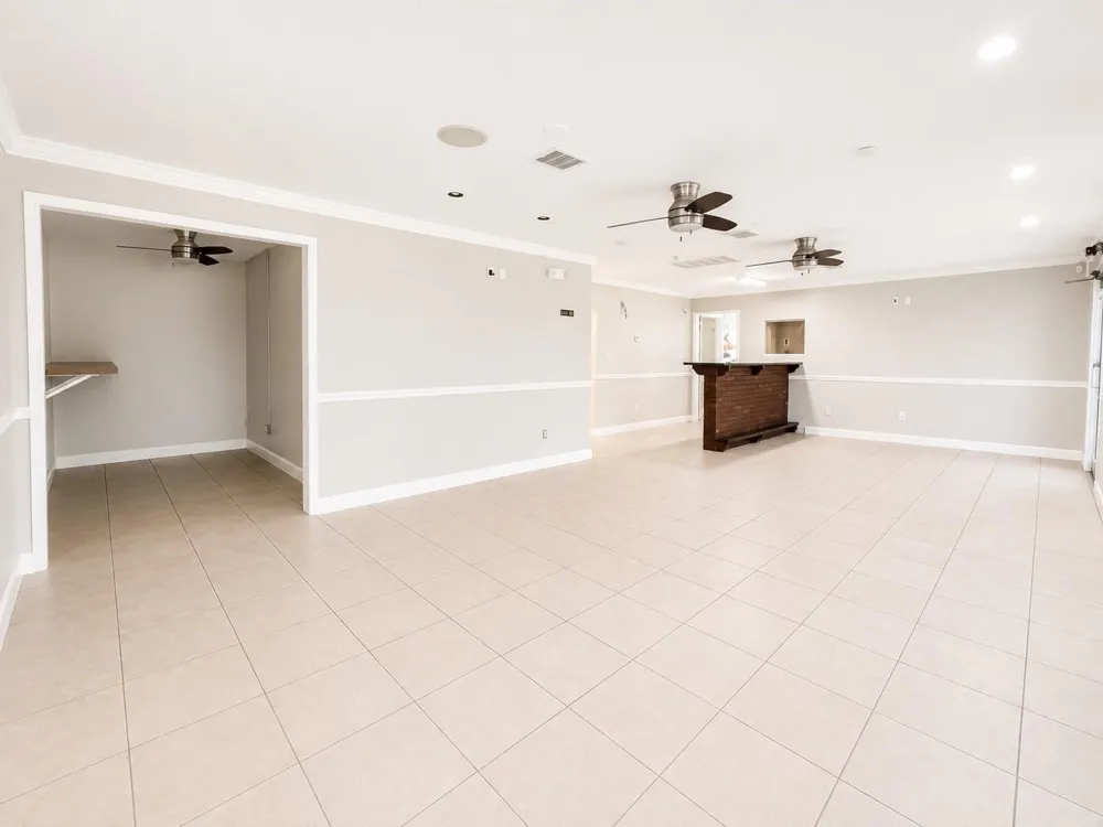 2321 Burke Road Pasadena, TX 77502