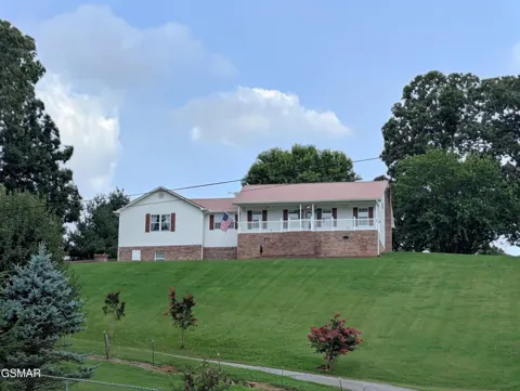4580 Lakeshore Drive