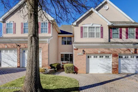 102 Whitlock Court