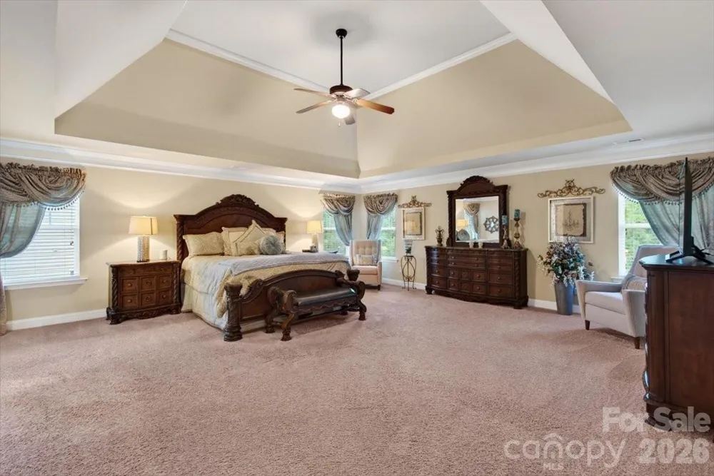 10515 Sweethaven Lane Harrisburg, NC 28075