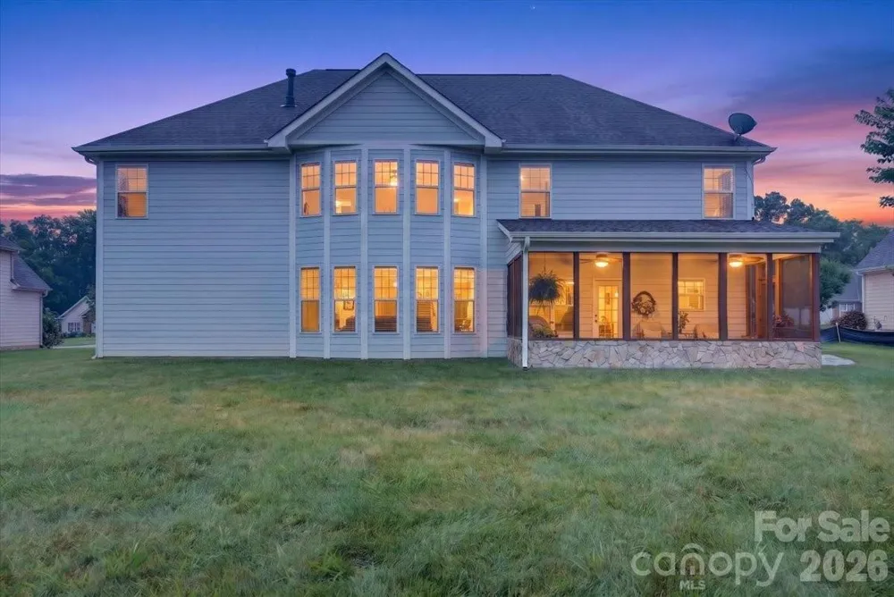 10515 Sweethaven Lane Harrisburg, NC 28075