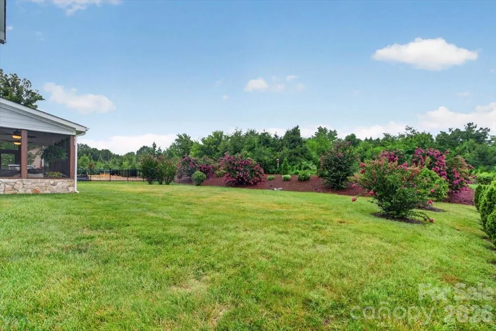 10515 Sweethaven Lane Harrisburg, NC 28075