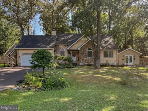 9 CRISTEEN COURT