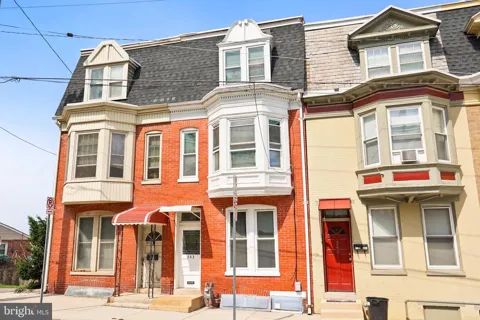 343 NEWBERRY STREET