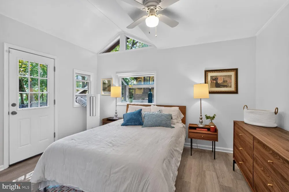734 SILVER SPRING AVENUE Silver Spring, MD 20910