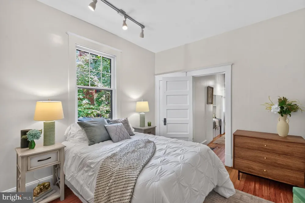 734 SILVER SPRING AVENUE Silver Spring, MD 20910