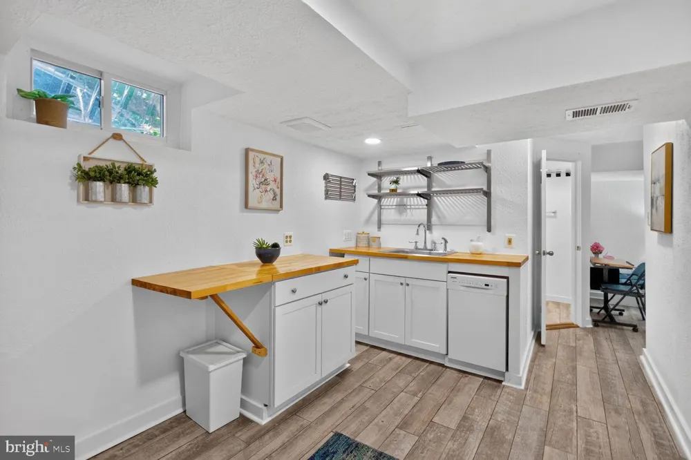 734 SILVER SPRING AVENUE Silver Spring, MD 20910