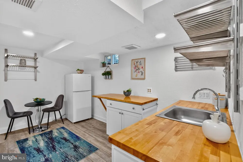 734 SILVER SPRING AVENUE Silver Spring, MD 20910