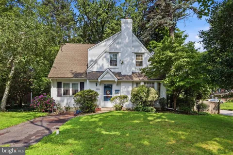 1511 BROOKHAVEN ROAD
