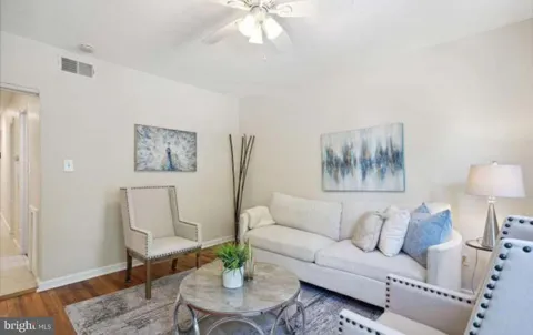 1723 GALES PLACE NE #2