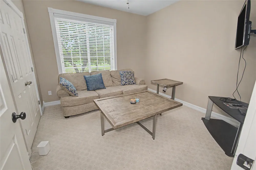 31359 S 200 ROAD Henryetta, OK 74437