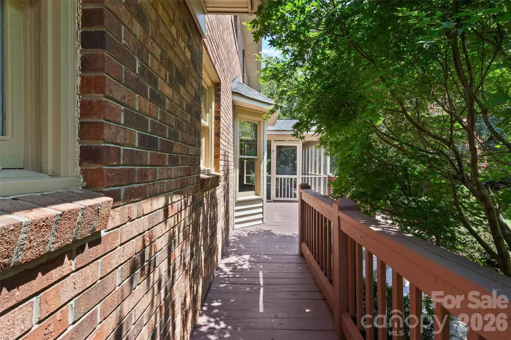 8601 Middleton Circle Harrisburg, NC 28075