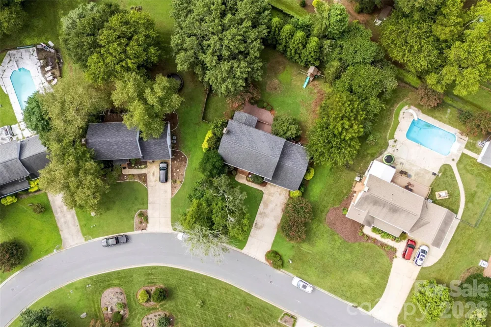8601 Middleton Circle Harrisburg, NC 28075