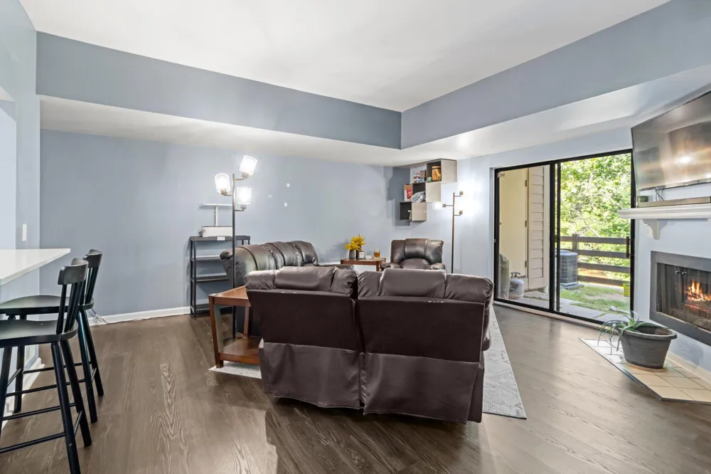 11723 Sycamore Road Plymouth, MI 48170