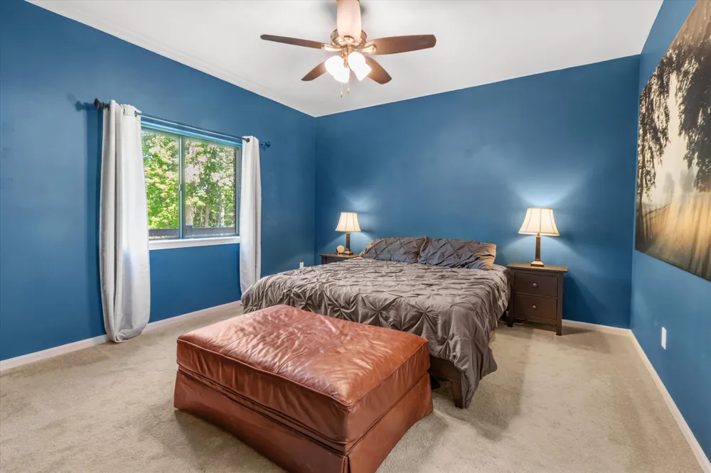 11723 Sycamore Road Plymouth, MI 48170