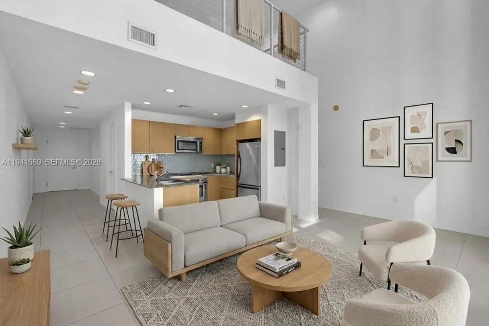 1050 Brickell Ave #2418 Miami, FL 33131