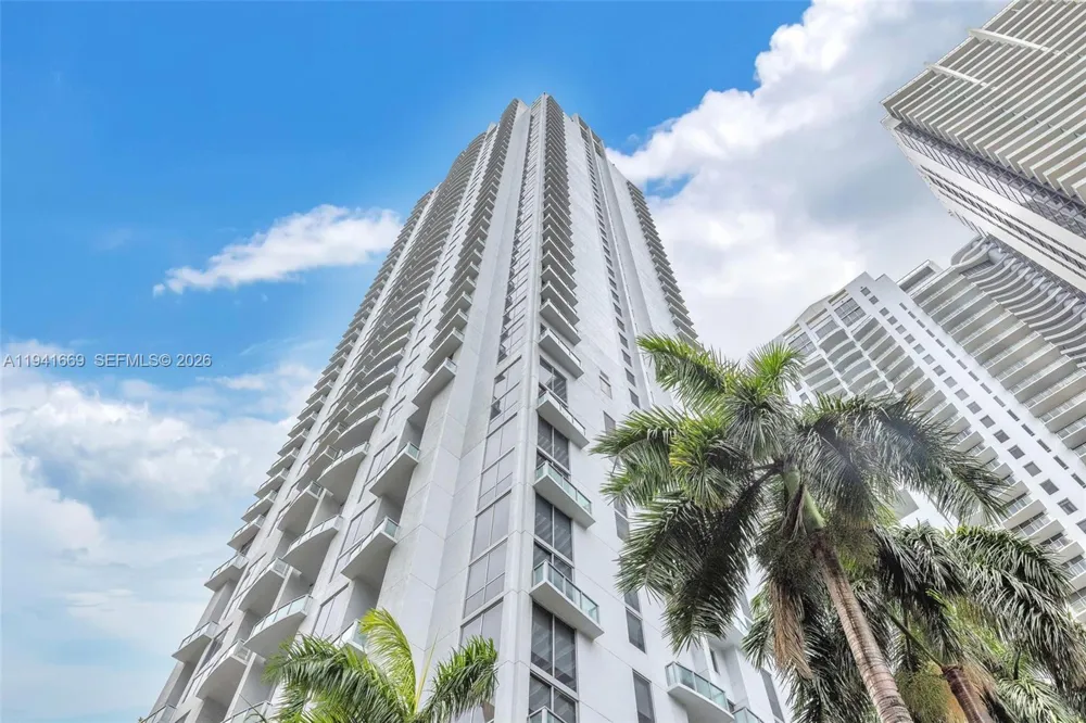 1050 Brickell Ave #2418 Miami, FL 33131