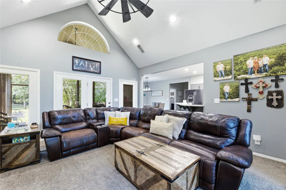 5082 W 165th Street Skiatook, OK 74070