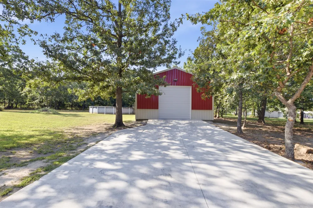 5082 W 165th Street Skiatook, OK 74070