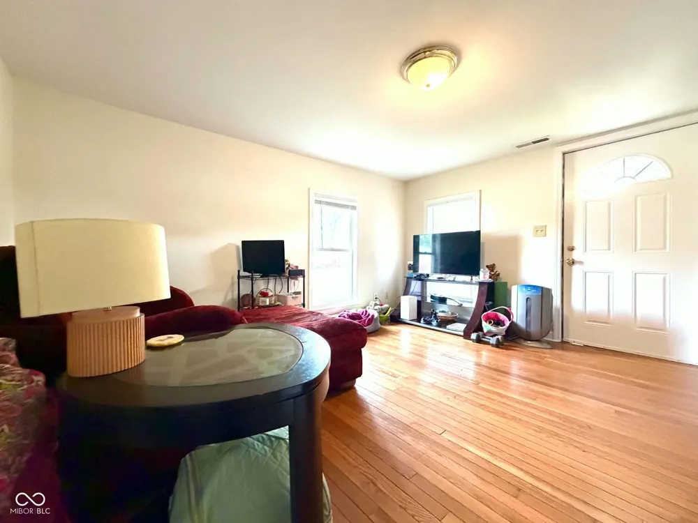 415 Morningside Drive Columbus, IN 47201