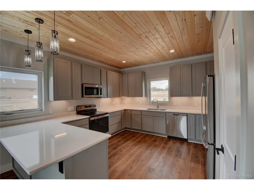 10706 Engelmann Avenue Poncha Springs, CO 81201
