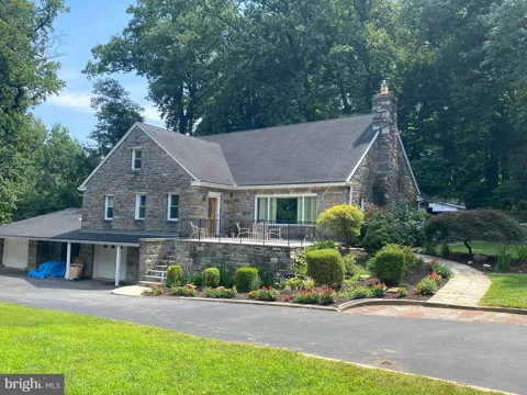 101 S ELMWOOD AVENUE