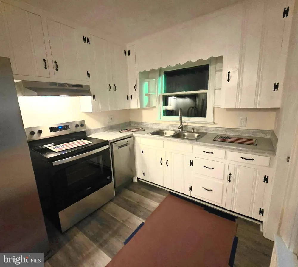 357 HEDRICK AVENUE Martinsburg, WV 25405