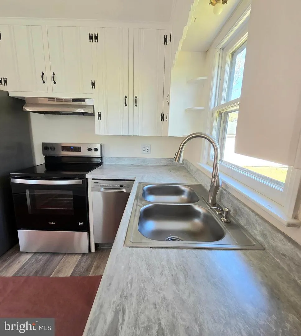357 HEDRICK AVENUE Martinsburg, WV 25405