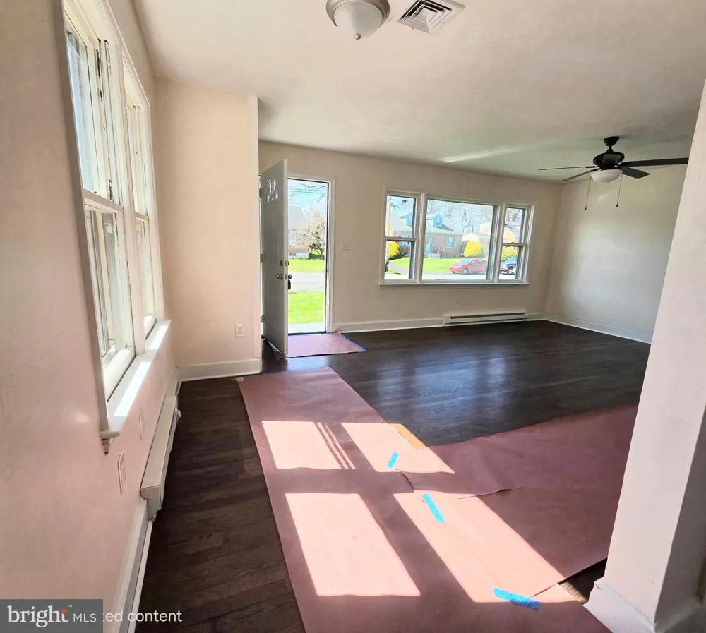 357 HEDRICK AVENUE Martinsburg, WV 25405
