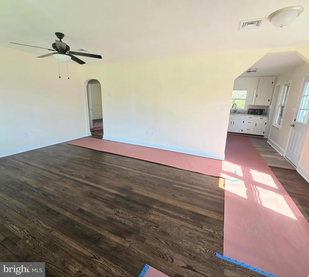 357 HEDRICK AVENUE Martinsburg, WV 25405