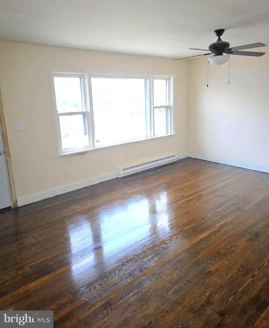 357 HEDRICK AVENUE Martinsburg, WV 25405