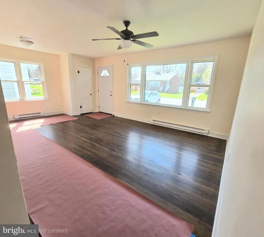 357 HEDRICK AVENUE Martinsburg, WV 25405