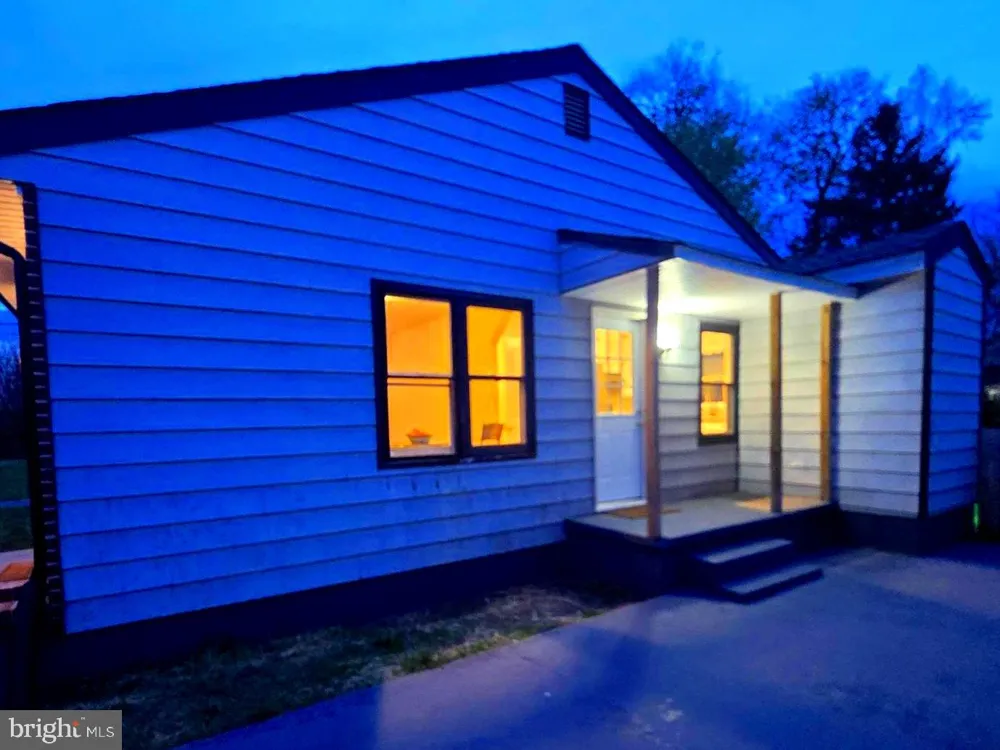 357 HEDRICK AVENUE Martinsburg, WV 25405