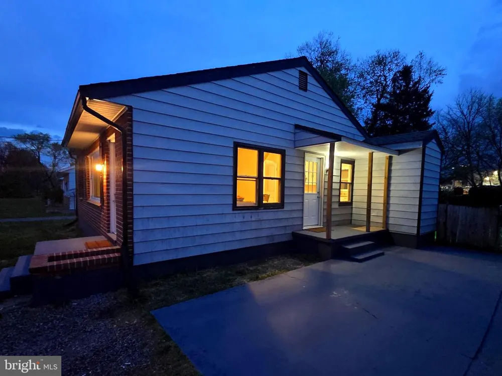 357 HEDRICK AVENUE Martinsburg, WV 25405