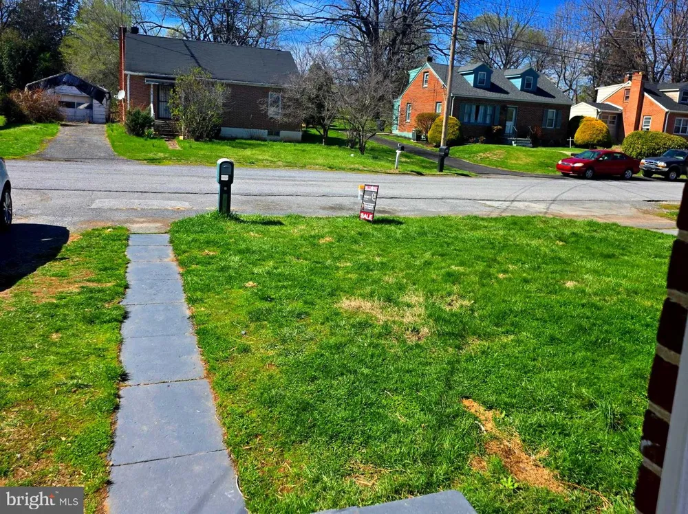 357 HEDRICK AVENUE Martinsburg, WV 25405