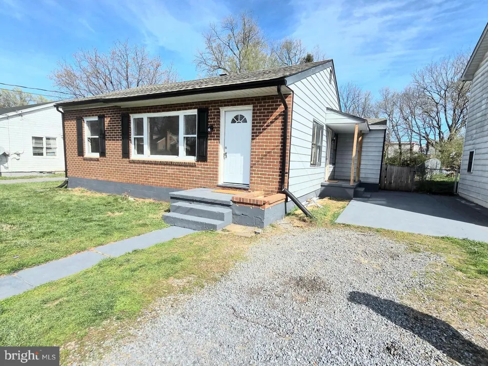 357 HEDRICK AVENUE Martinsburg, WV 25405