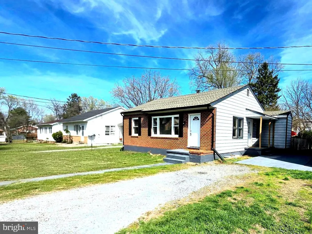 357 HEDRICK AVENUE Martinsburg, WV 25405