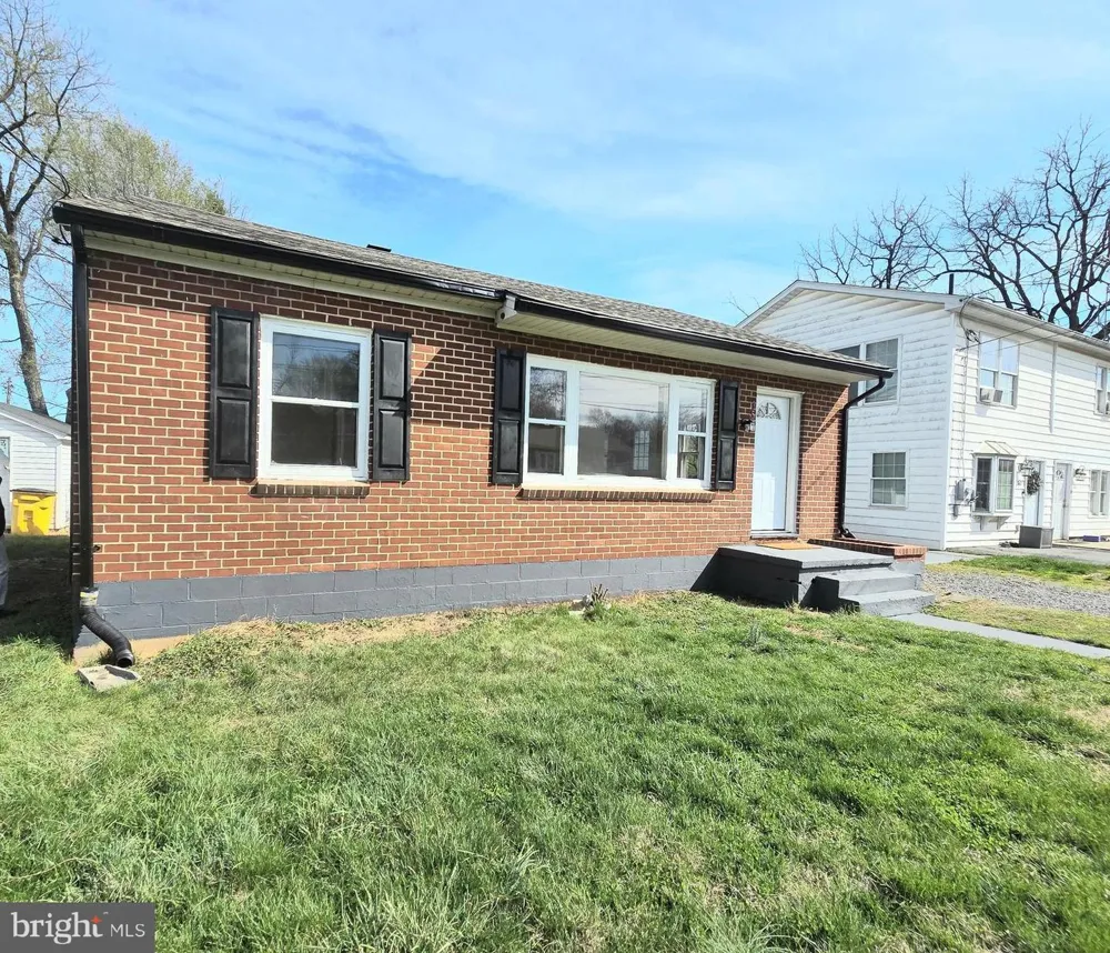 357 HEDRICK AVENUE Martinsburg, WV 25405
