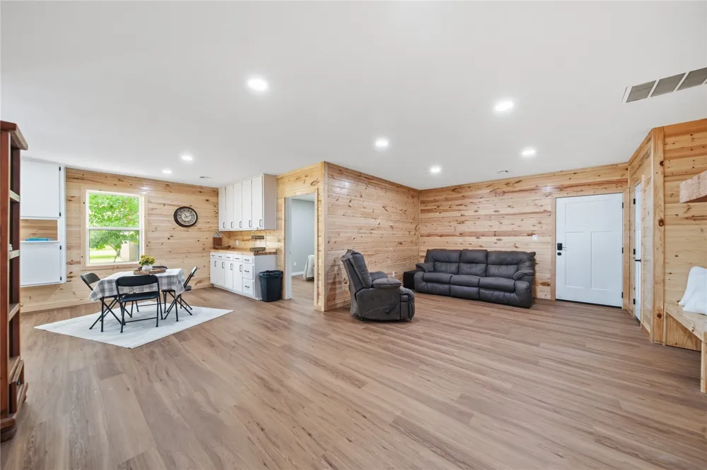 29180 S 4170 ROAD Inola, OK 74036