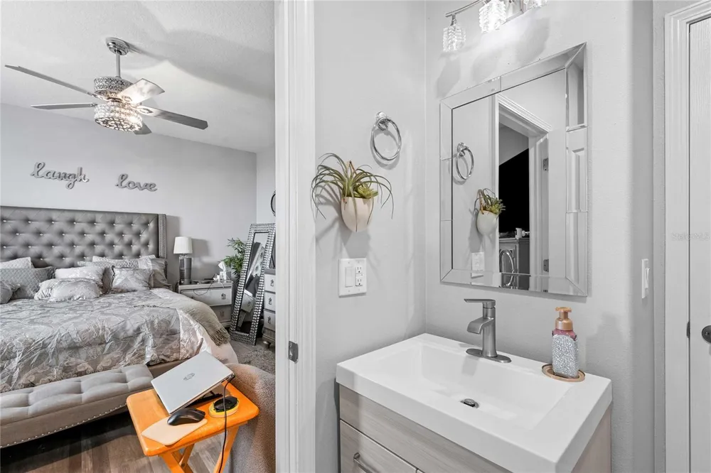 5049 IVORY STONE DRIVE Wimauma, FL 33598