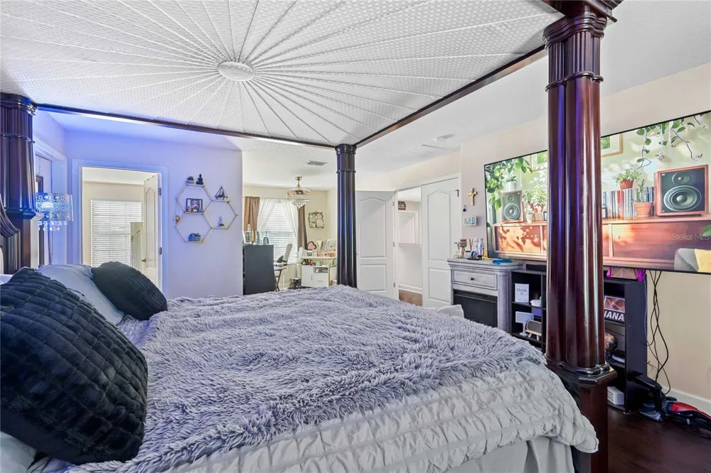 5049 IVORY STONE DRIVE Wimauma, FL 33598