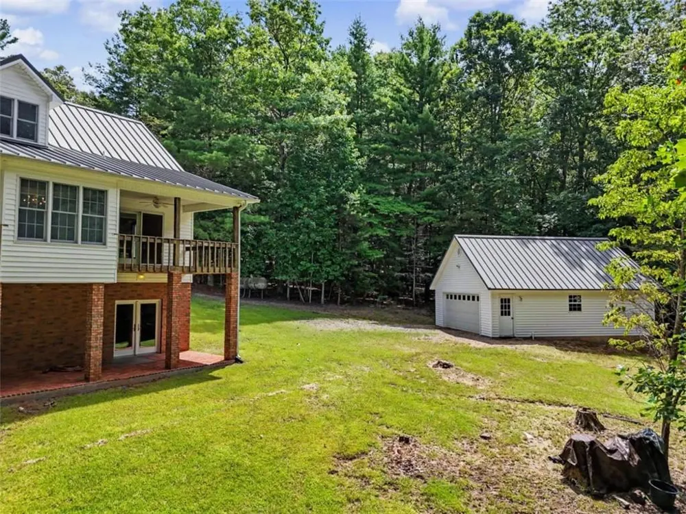 93 Lori Lane Blairsville, GA 30512