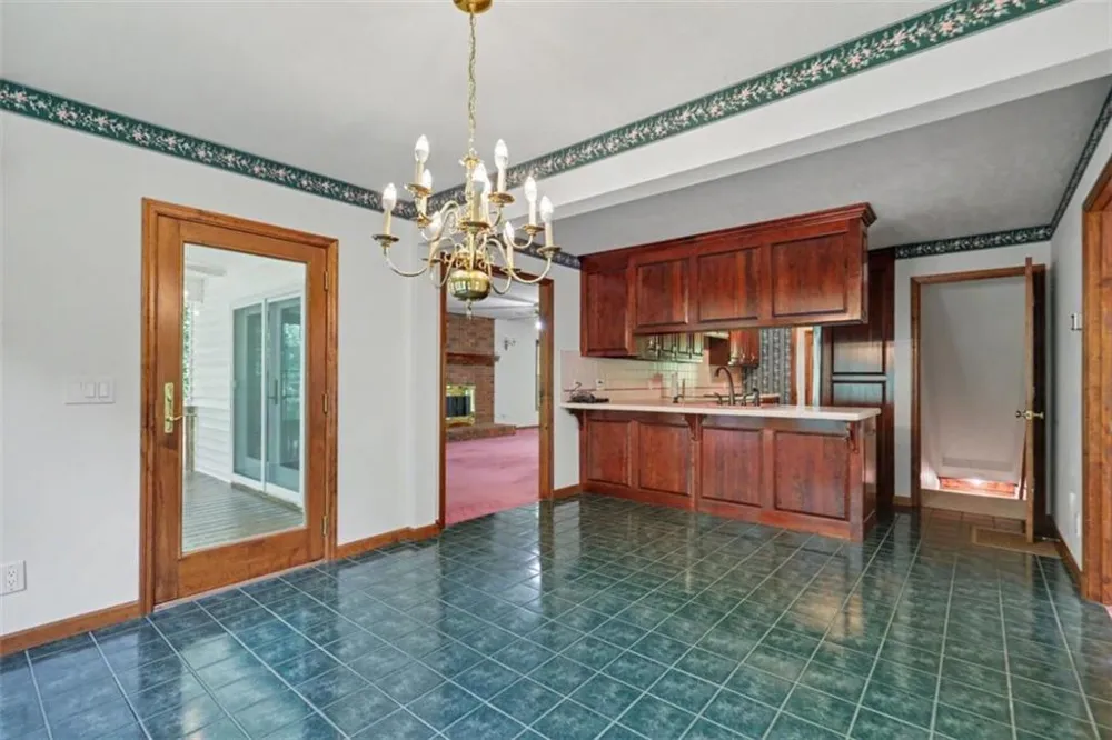 93 Lori Lane Blairsville, GA 30512