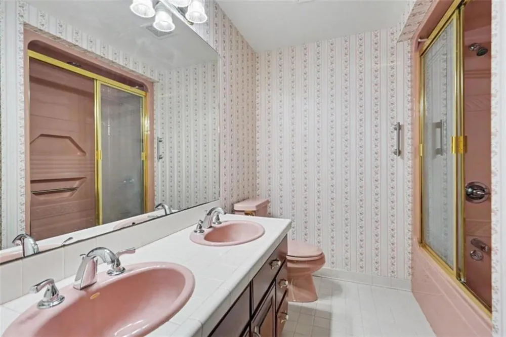 93 Lori Lane Blairsville, GA 30512