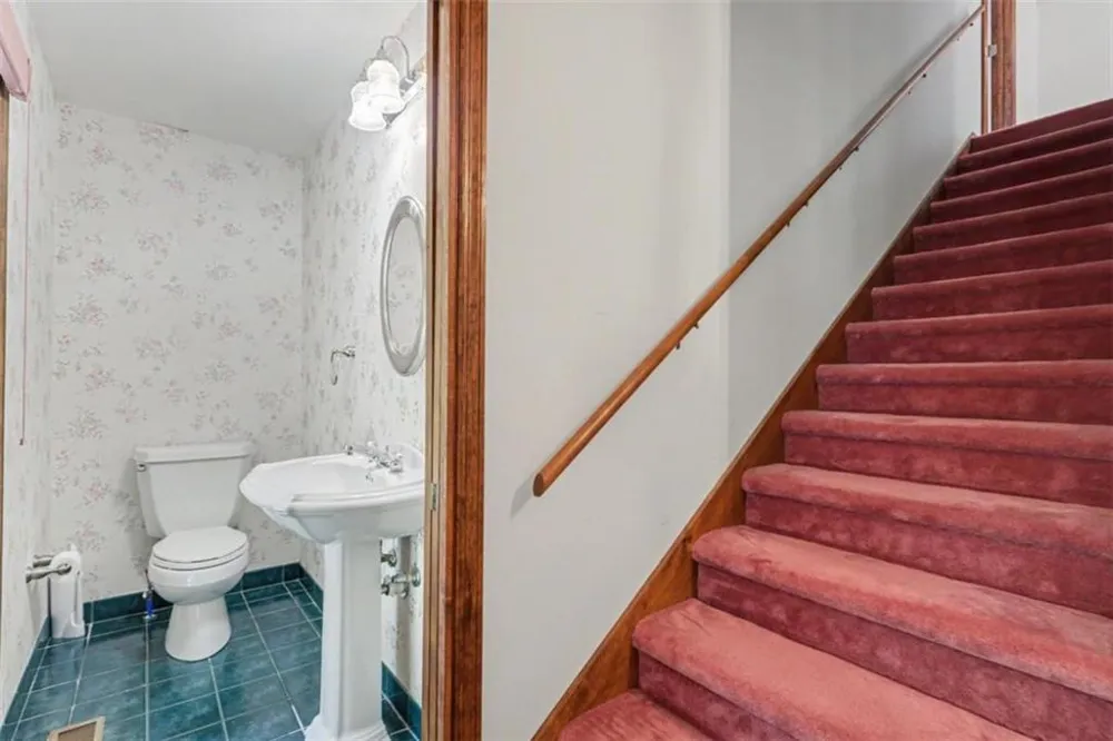 93 Lori Lane Blairsville, GA 30512