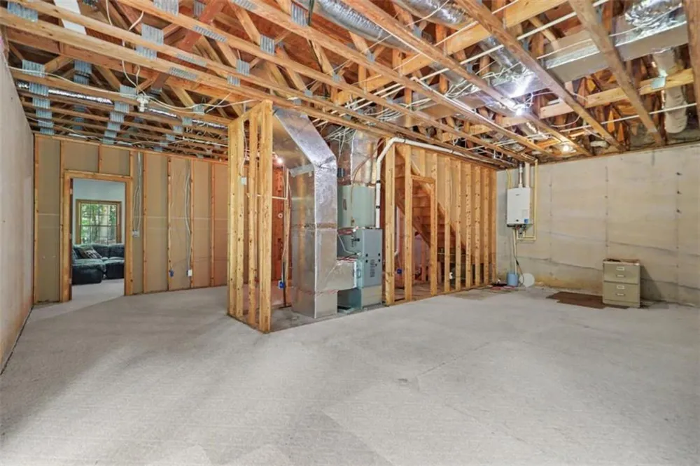 93 Lori Lane Blairsville, GA 30512