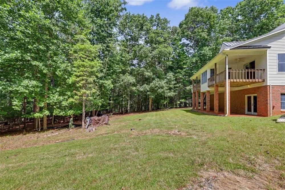 93 Lori Lane Blairsville, GA 30512