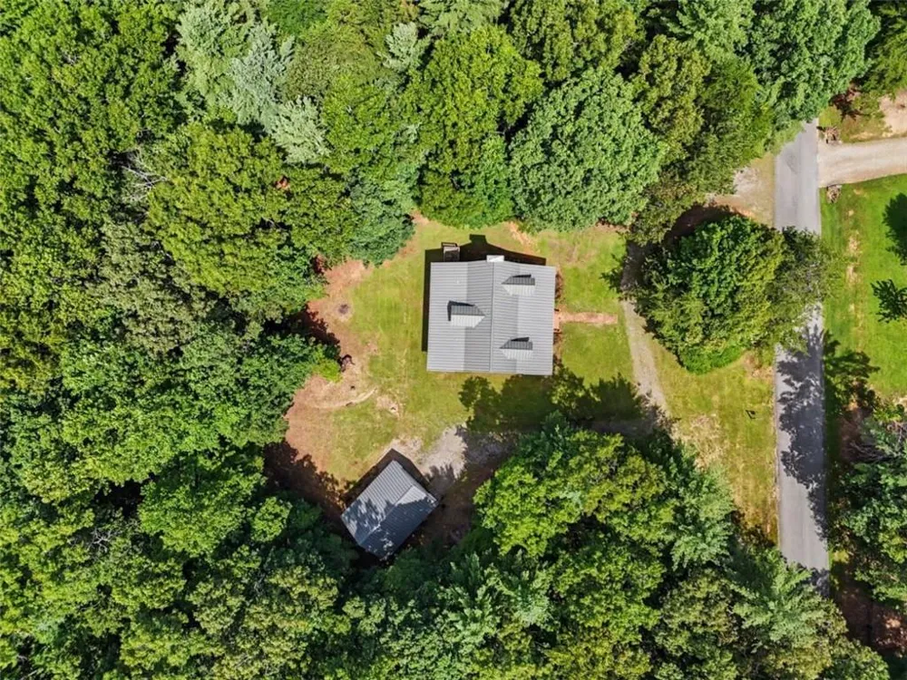 93 Lori Lane Blairsville, GA 30512