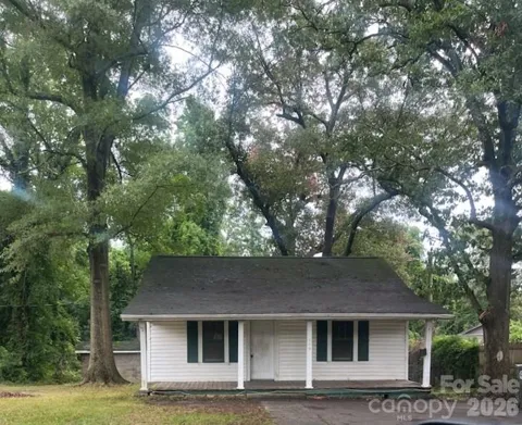 109 Carlton Drive