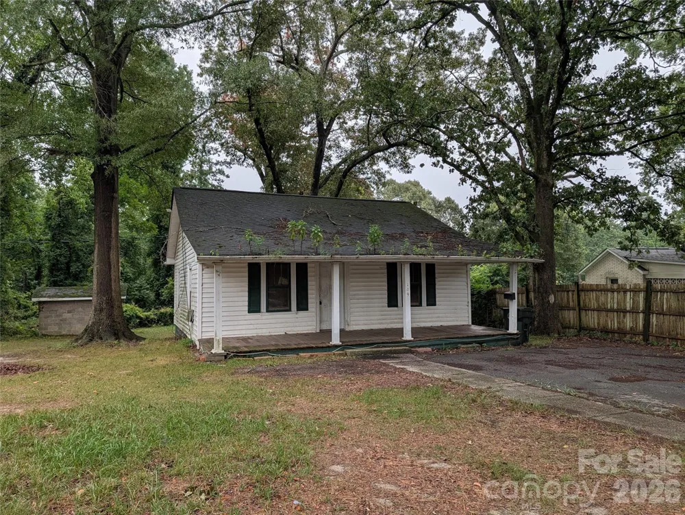 109 Carlton Drive Cherryville, NC 28021